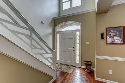516 Glenogle Ln, Collierville, TN 38017 photo 2