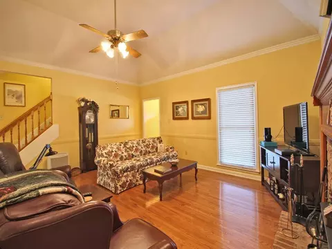 932 Moorefield Rd, Collierville, TN 38017 photo 4