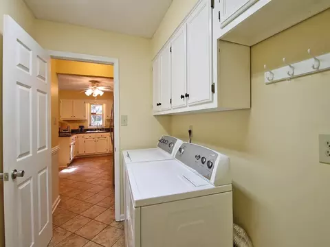 932 Moorefield Rd, Collierville, TN 38017 photo 9