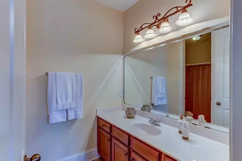 1073 E Old Hearthstone Cir, Collierville, TN 38017 photo 17