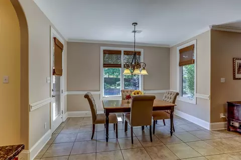 1073 E Old Hearthstone Cir, Collierville, TN 38017 photo 10