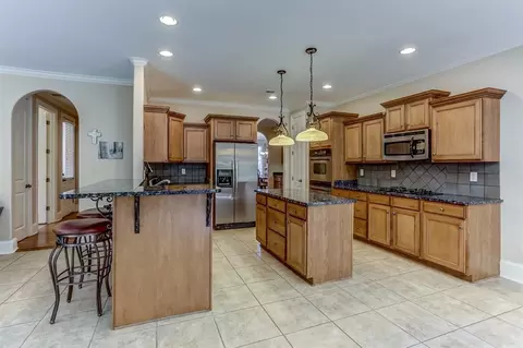 1073 E Old Hearthstone Cir, Collierville, TN 38017 photo 4