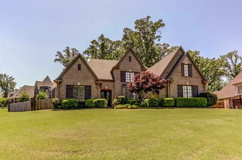 1073 E Old Hearthstone Cir, Collierville, TN 38017 photo 1