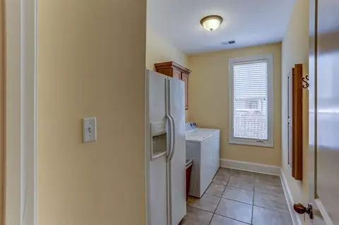 1073 E Old Hearthstone Cir, Collierville, TN 38017 photo 12