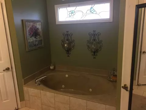 8045 Claredale Dr, Memphis, TN 38133 photo 11