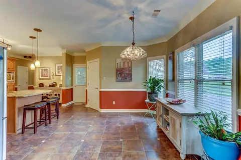 6846 Tree Spring Cv, Memphis, TN 38135 photo 11