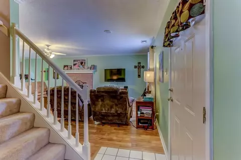 3541 E Skylight Dr, Memphis, TN 38135 photo 2