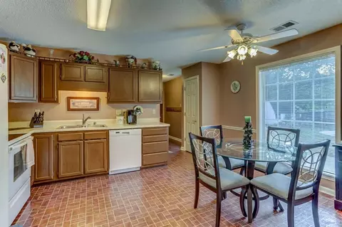 3541 E Skylight Dr, Memphis, TN 38135 photo 7