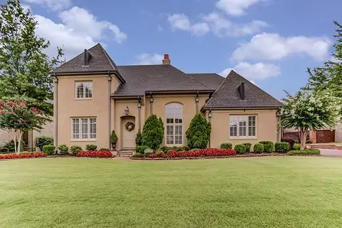 1286 Bridgepointe Dr, Collierville, TN 38017 photo 1