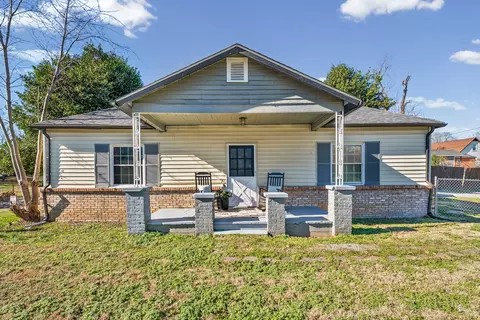513 Pollard Rd, Clarksville, TN 37042
