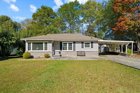 540 Stillwood Dr, Dalton, GA 30721