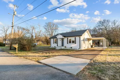 206 Joe St, Waverly, TN 37185