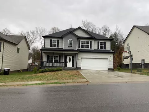 375 Barry Dr, Clarksville, TN 37040