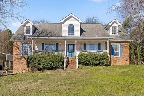 191 Haleys Cove Dr, Chickamauga, GA 30707