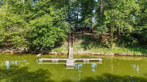 300 Teal Ln, Savannah, TN 38372