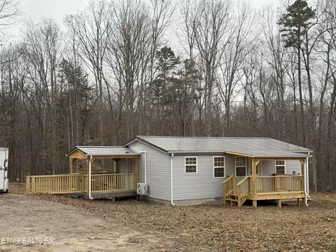 610 Trimmer Ln, Jamestown, TN 38556