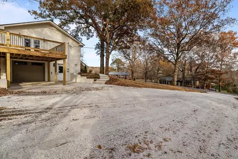 110 E Circle Dr, Burns, TN 37029 photo 6