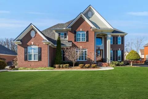 1915 Nightwalk Ct, Murfreesboro, TN 37130