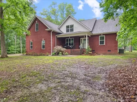 3904 Rowland Rd, Murfreesboro, TN 37128