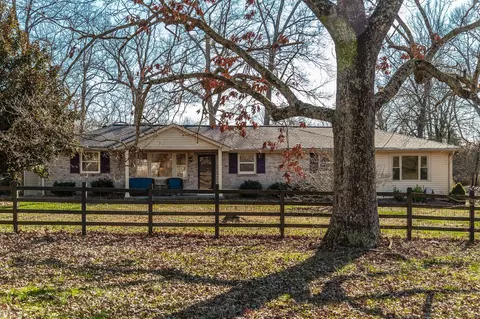 50 Academy Rd, Lebanon, TN 37087