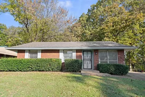 4434 Rose Heather St, Memphis, TN 38109