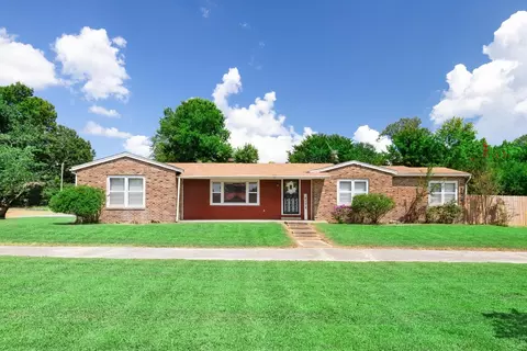 8178 Quito Rd, Millington, TN 38053
