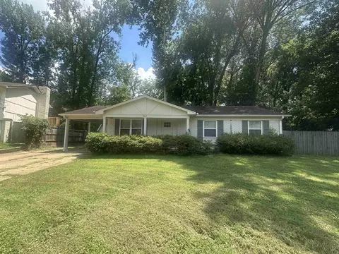 2803 Alfaree St, Memphis, TN 38134