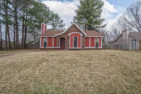 6504 Frosty Leaf Dr, Memphis, TN 38141
