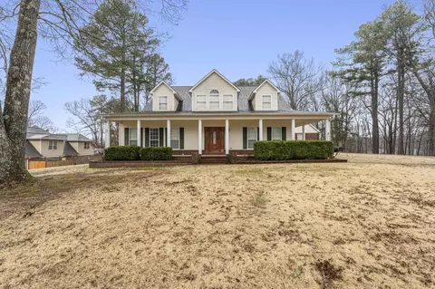 1555 Cherry Rd, Eads, TN 38028