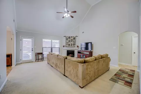 5103 Rivercrest Ln, Memphis, TN 38135 photo 3