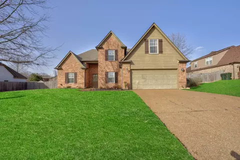 6930 Bishops Cv, Memphis, TN 38135