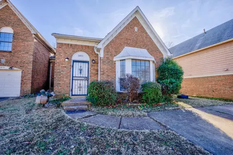 5851 Ridgehill Dr, Memphis, TN 38141