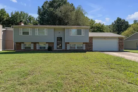 3782 Kennings Dr, Memphis, TN 38125