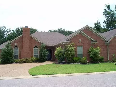 1916 E Pheasant Acres Ln, Cordova, TN 38016