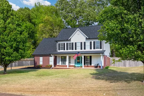 364 Farmer Trl, Atoka, TN 38004