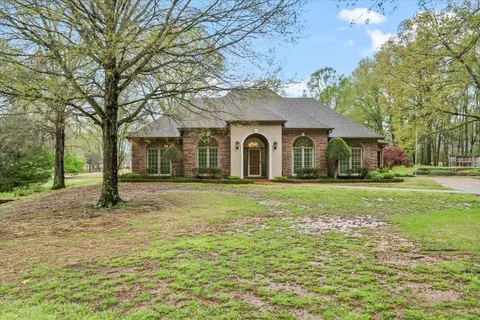 300 Forest Glade Cv, Eads, TN 38028