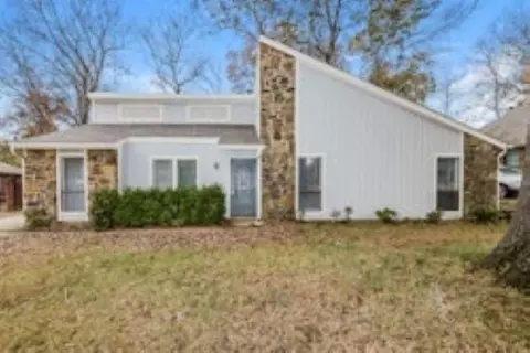 8279 Hardwood Cv, Cordova, TN 38016