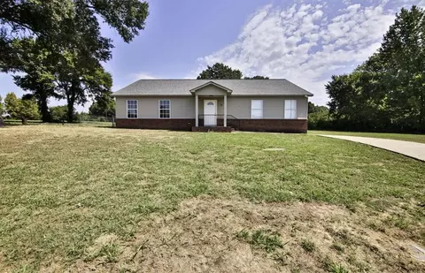38 New Haven Cv, Mason, TN 38049