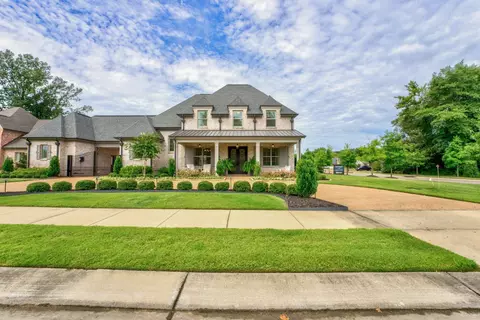 1237 Monroe Hill Cir, Collierville, TN 38017