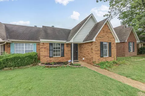 6483 Summer Creek Dr, Memphis, TN 38141