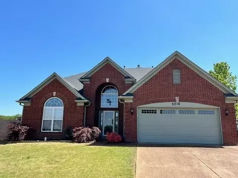5016 Thornebrook Cv, Arlington, TN 38002