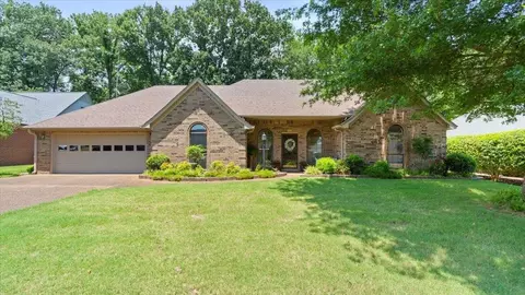 7518 Summernite Dr, Memphis, TN 38133