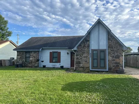 4337 Bennett Wood Dr, Millington, TN 38053
