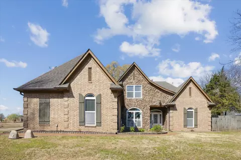 40 Christopher Rd, Oakland, TN 38060