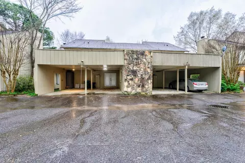 8425 Brownstone Ln #50, Cordova, TN 38016