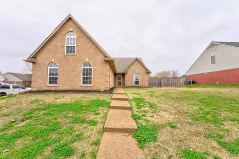 5488 Evening Mist Dr, Arlington, TN 38002