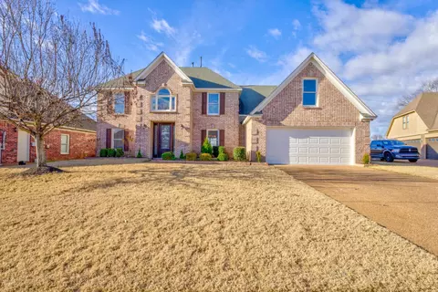 1379 Hidden Ridge Ln, Cordova, TN 38016