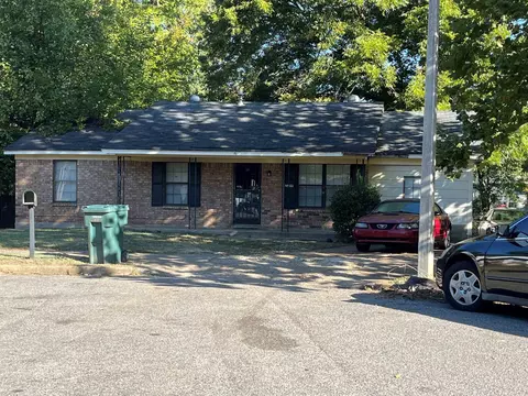 3299 Amselle Cir, Memphis, TN 38127