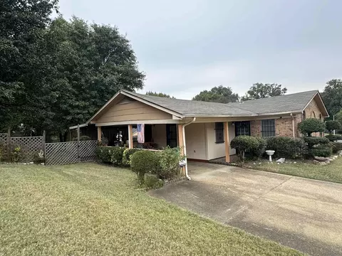 3781 Oak Shade Cv, Memphis, TN 38118