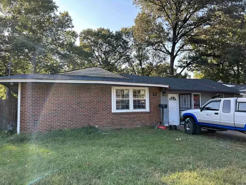 1511 Maxine St, Memphis, TN 38111